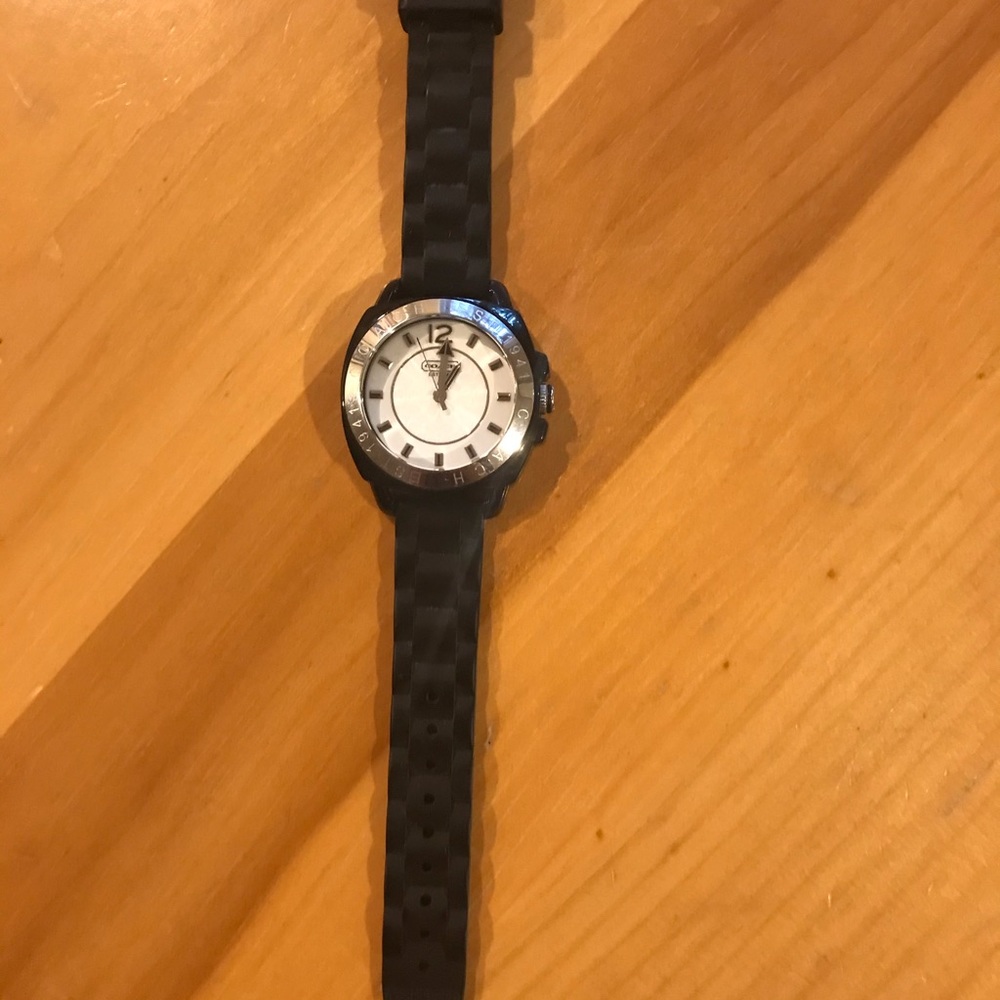 Sporty Water Resistant Coach Watch